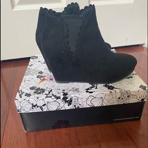 Chinese Laundry Vango Wedge bootie.  size 7.5. Never worn.